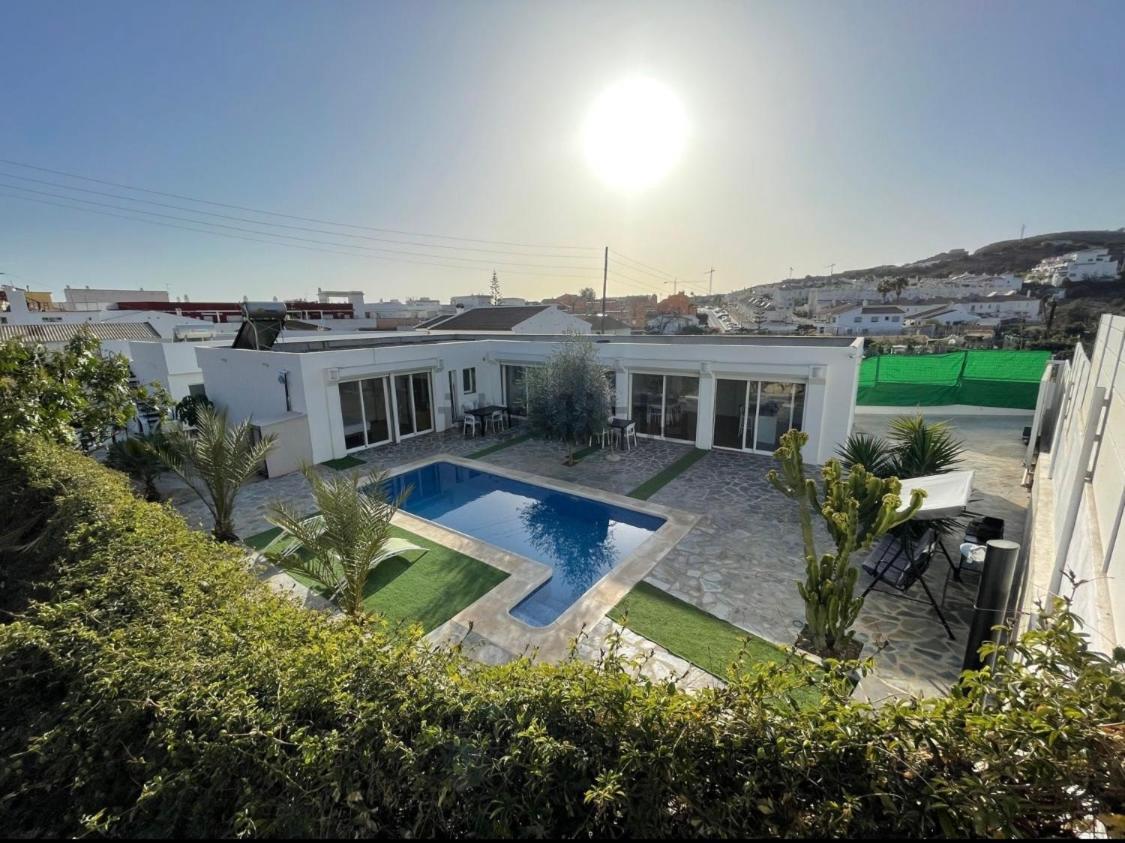 Private Pool In Villa Near The Beach Torre de Benagalbon Exterior foto